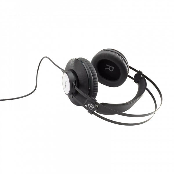 Студийные наушники AKG K72